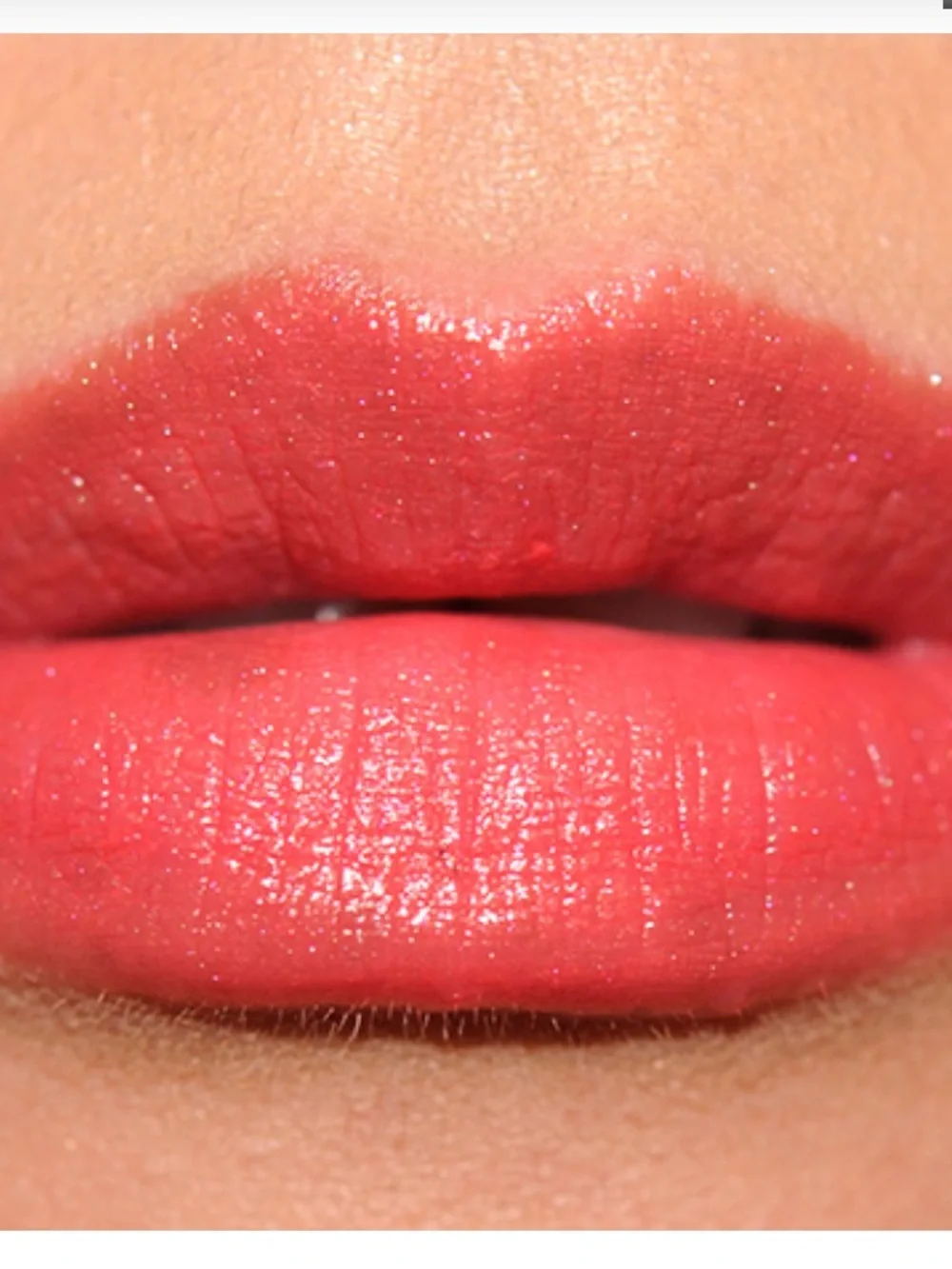 MAC Cremesheen Lipstick Pretty Boy 231 Red Coral Classic Discontinued Shade NIB
